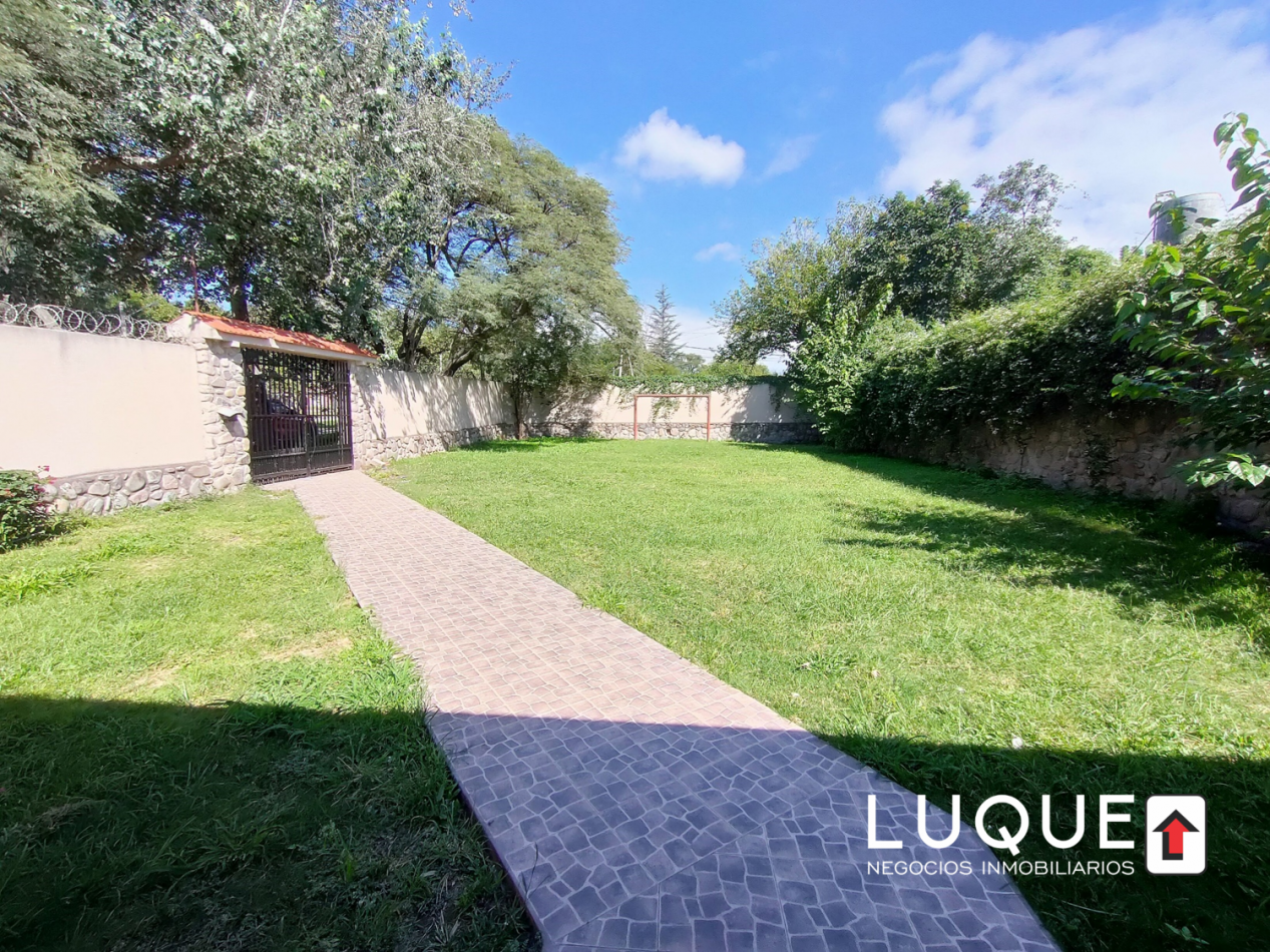 Casa B° San Luis, hermosa esquina