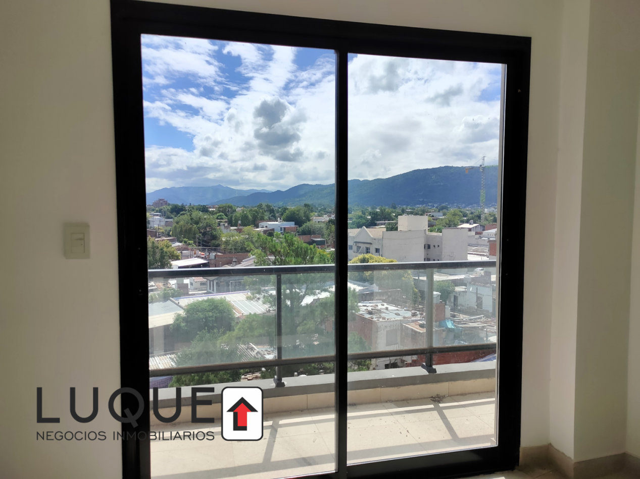 AMPLIO MONOAMBIENTE, MUY LINDO!