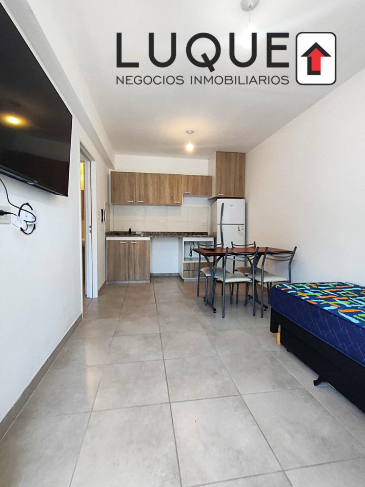 EN ALQUILER - COMPLEJO PORTEZUELO 