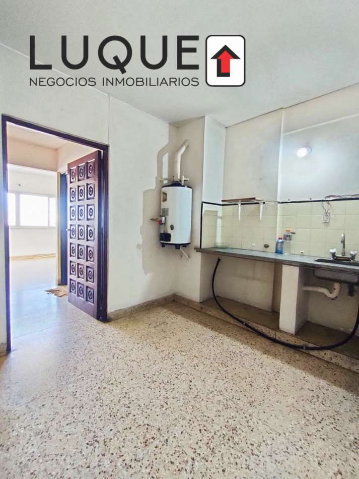 ALVARADO E ITUZAINGO ALQUILO DPTO.