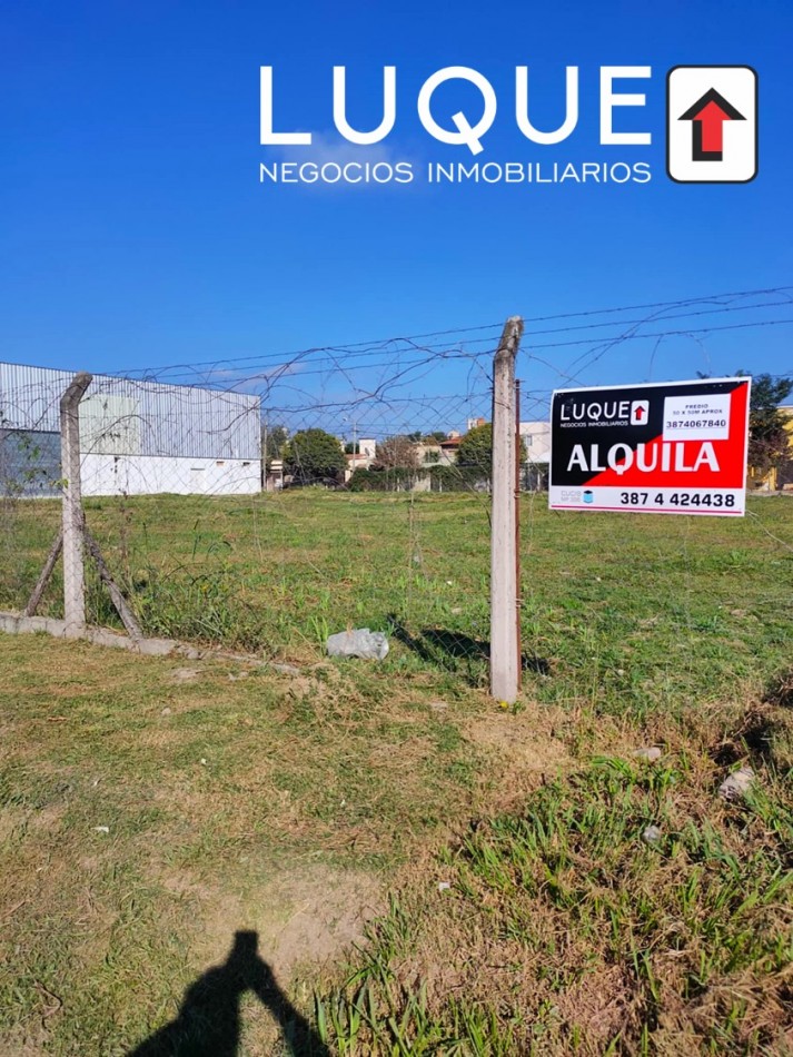 ALQUILO PREDIO Z° SUR (B° INTERSINDICAL)