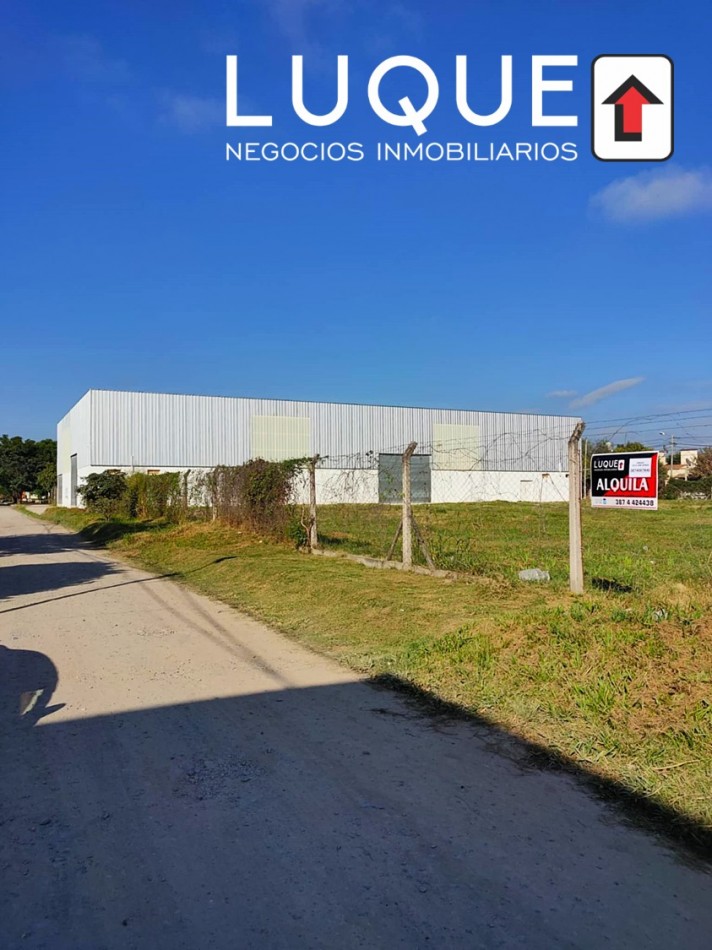 ALQUILO PREDIO Z° SUR (B° INTERSINDICAL)