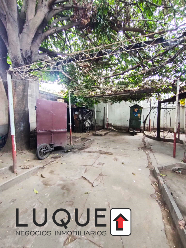 TARTAGAL LOCAL ESQUINA